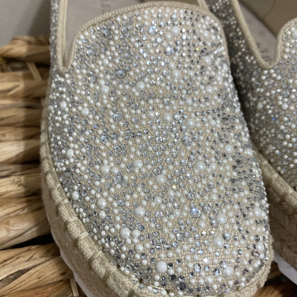 Gianni Bini Women's Sparkling Loafers - Silver and Cream - Picture 6 of 14